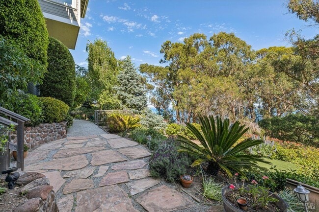 Building Photo - 32 Marin Bay Park Ct