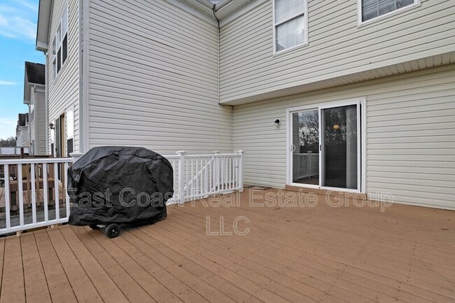 Building Photo - 779 Monet Dr