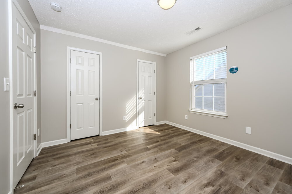 Building Photo - 4006 Deer Run Trce