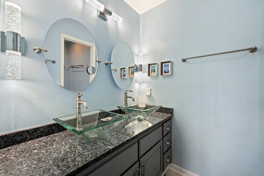 Building Photo - 117 Pinehurst Ln