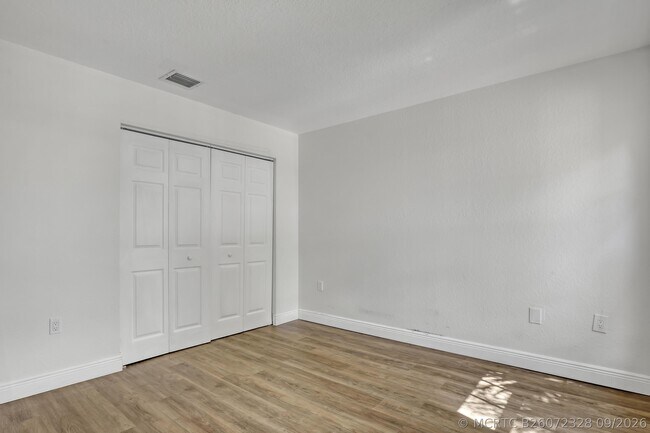 Building Photo - 10585 Cocobolo Way