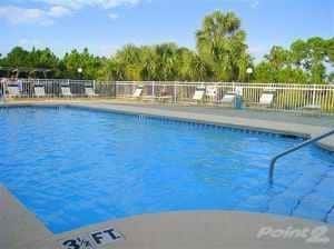 Building Photo - Spacious 3B/2B Unfurnished Condo near Beac...