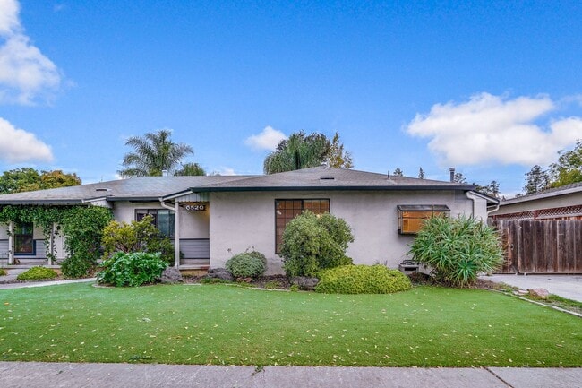 Primary Photo - Welcome Home!!! - Great Location, Near Val...