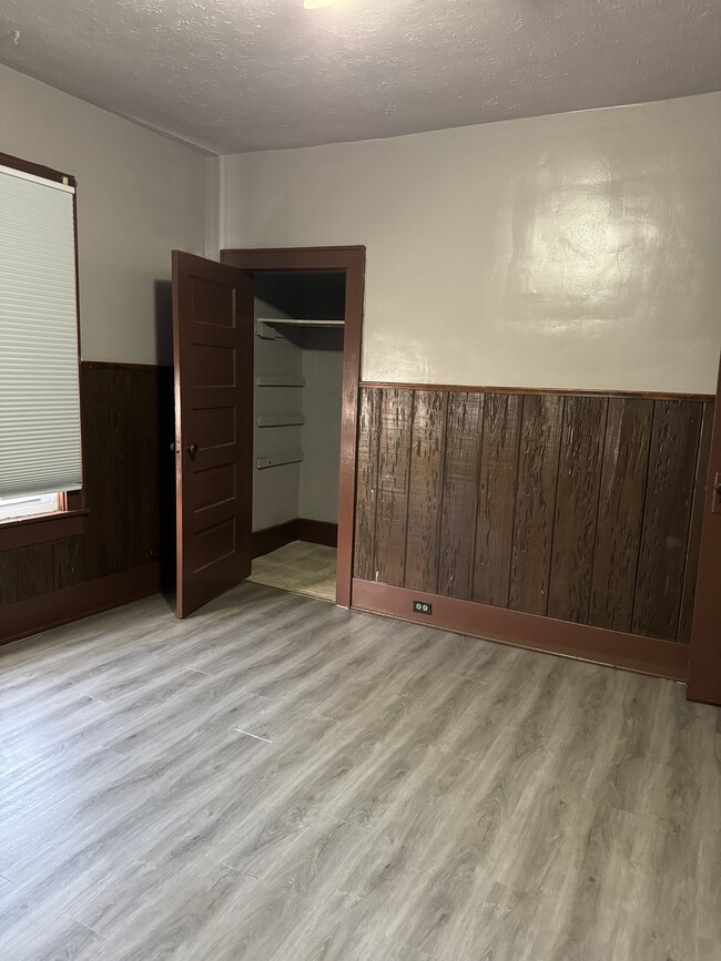 Bedroom - 126 S Van Gilder St