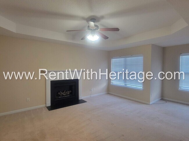 Building Photo - WOW!!! GORGEOUS HOME IN POPULAR CREEKSIDE SUBDIVSION / SWIM / TENNIS / UPGRADES GALLORE