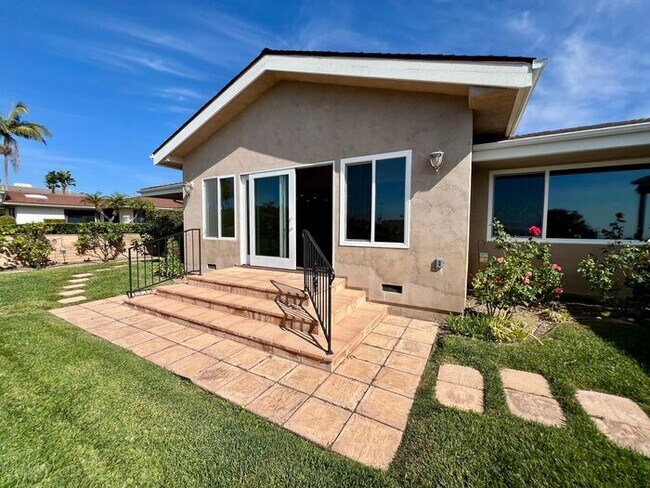 Building Photo - Beautiful 4-Bedroom Home with Modern Upgra...