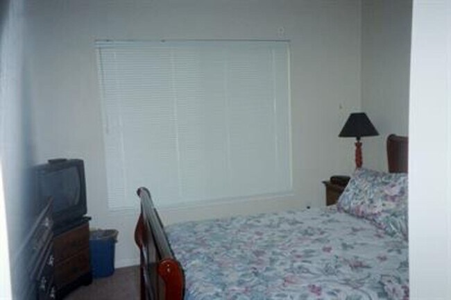 Building Photo - Welcome to Suncity 55+ Community