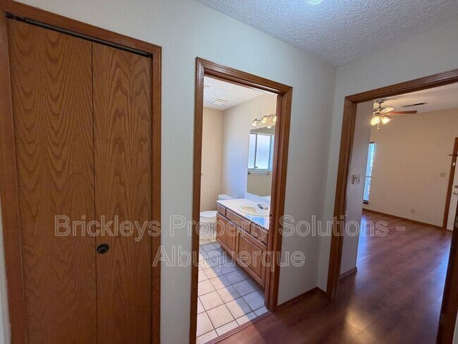 Building Photo - 7281 Spruce Mountain Loop NE