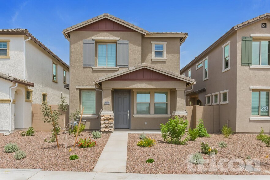 Primary Photo - 5830 W Wood St