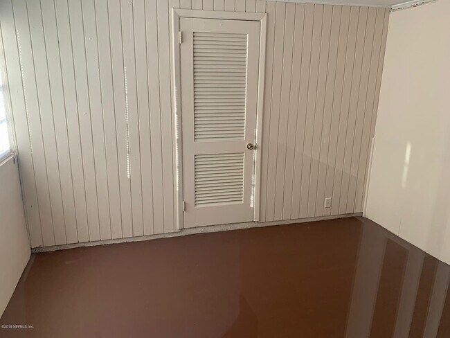 Building Photo - 7503 Merrill Rd