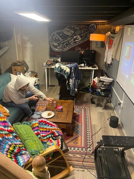 Cozy basement. Huge storage shelves offer space nor often available to a one bed room condo. - 189 Newman St