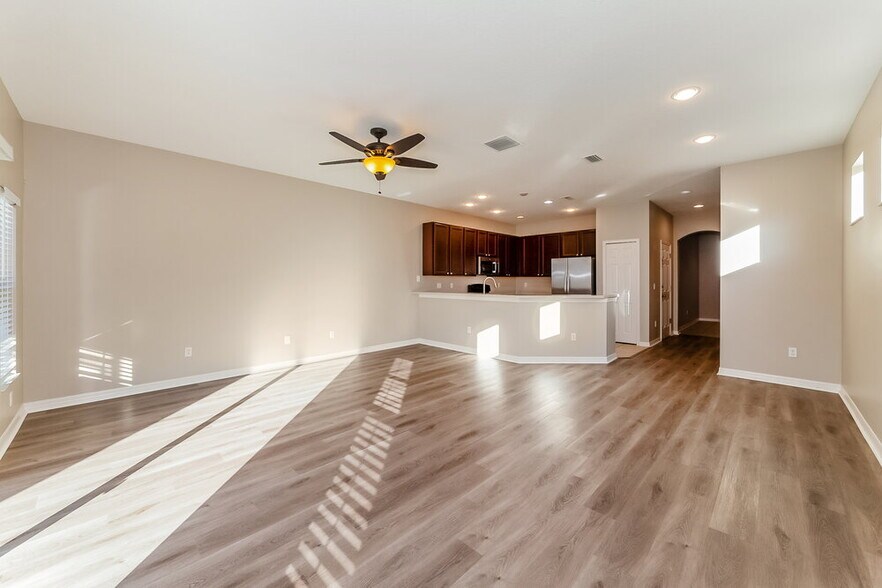 Building Photo - 11527 84th St Cir E