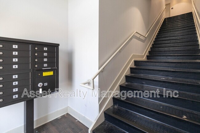 Building Photo - 1110 Franck St