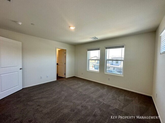 Building Photo - 1124 Meadow Sparrow Pl