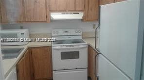 Building Photo - 15470 SW 82nd Ln