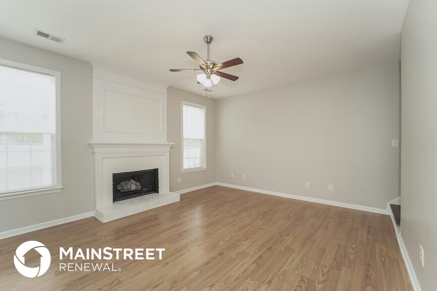 Building Photo - 11523 Fox Trot Dr