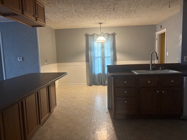 Building Photo - 1738 8th Ave S