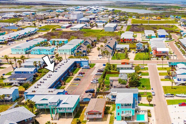 Building Photo - 2025 Eleventh Street-SI FL1-ID1023252P