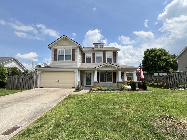 Building Photo - 4/2.5 Beautiful Nashville Craftsman in Nas...