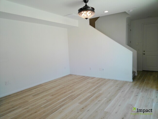 Building Photo - 1656 S Tower Rd
