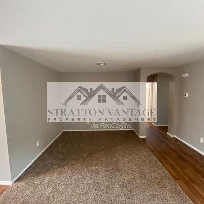 Building Photo - 864 S 239th Ln