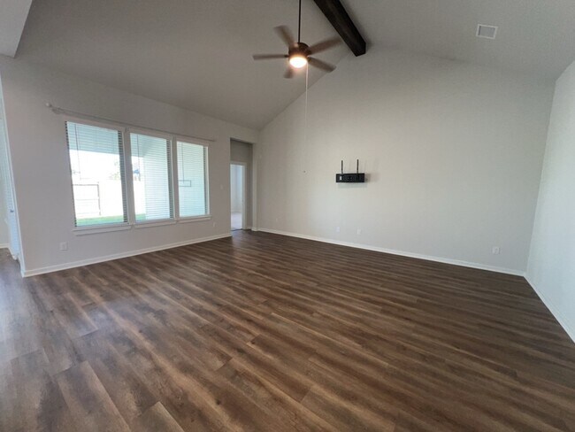 Building Photo - 3023 Tantara Dr