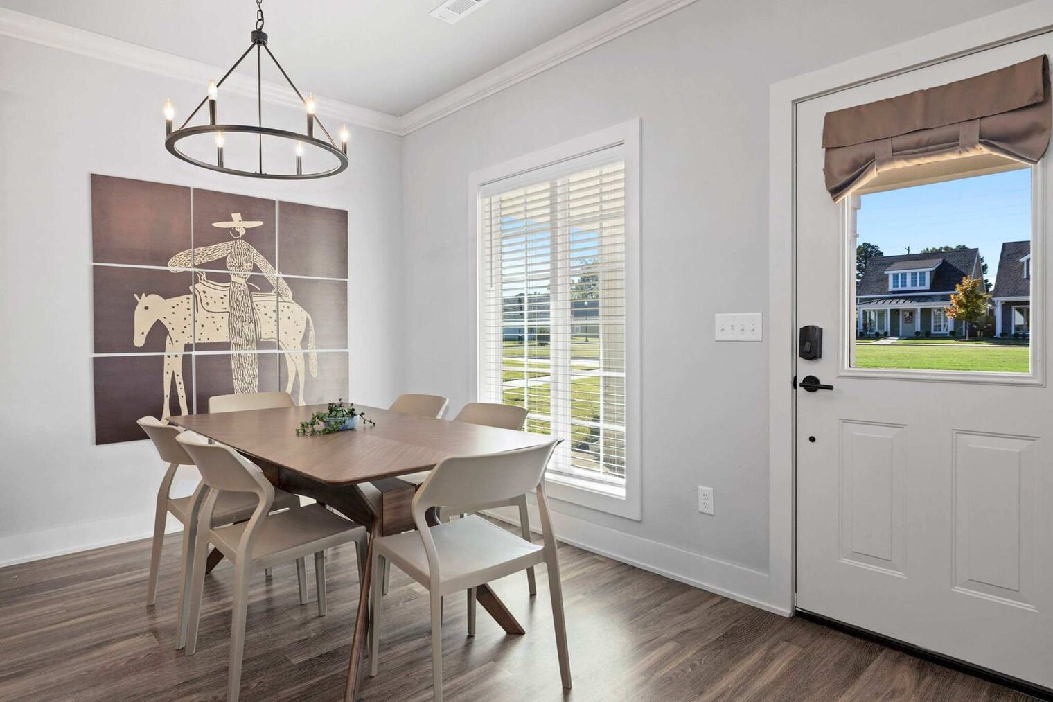 Building Photo - 913 NE Hts Ln