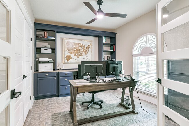 Building Photo - 11642 Cypresswood Dr