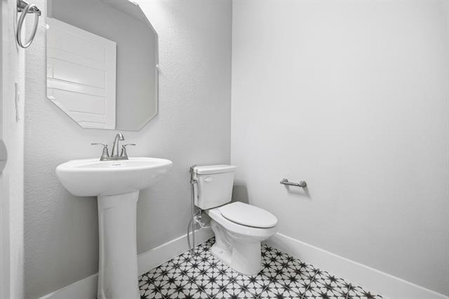 Building Photo - 920 Moon Deck Trl