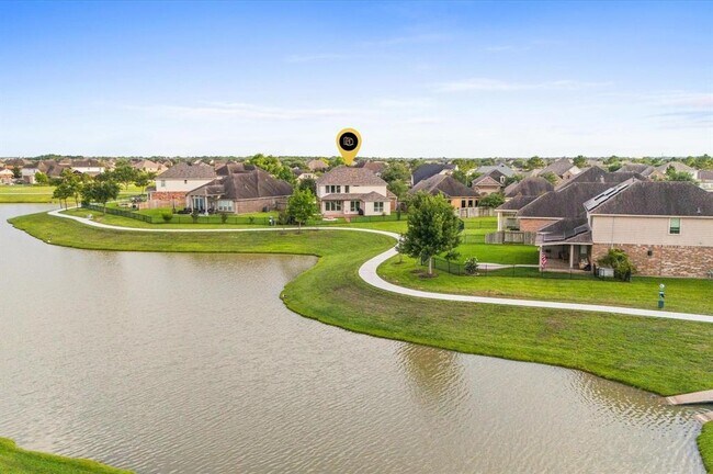 Building Photo - 9415 Vista Falls Ct