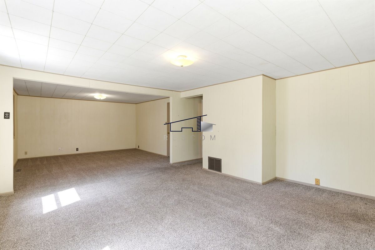 Building Photo - 3964 W 2550 S