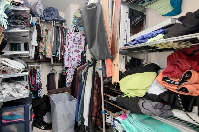 Building Photo - 2236 Ann St