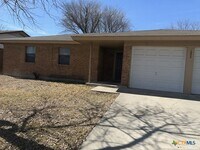 Building Photo - 1805 Galaxy Dr