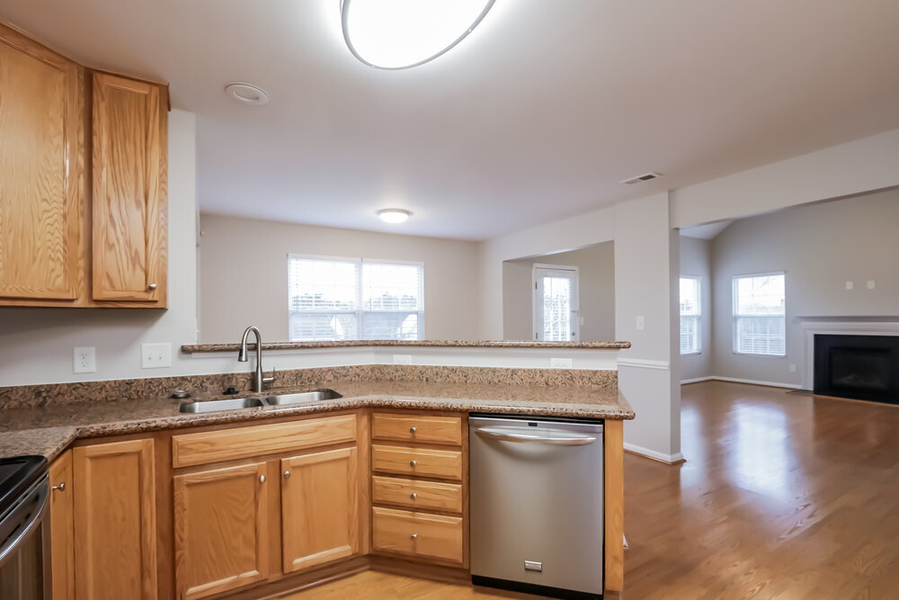 Building Photo - 4716 Alenja Ln