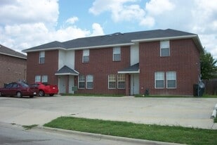 Building Photo - 5705 Redstone Dr