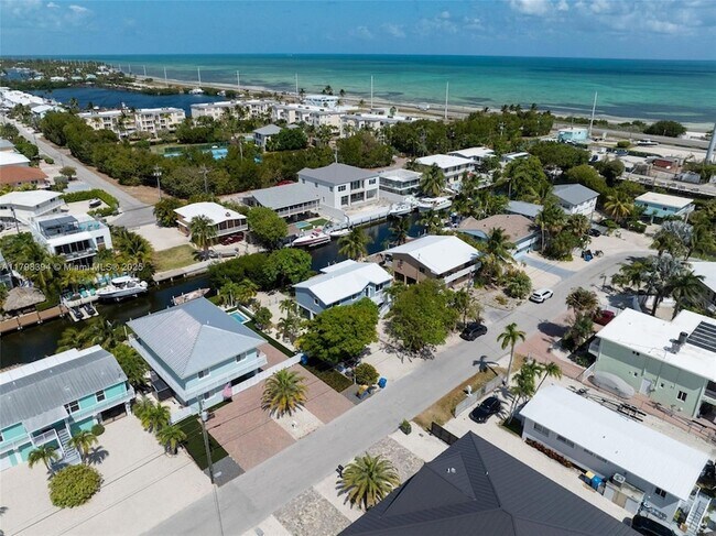 Building Photo - 129 Nautilus Dr