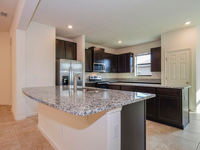 Building Photo - 5513 1st Sq