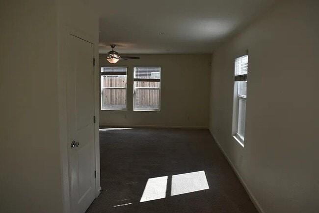 Building Photo - 344 Moab Rim Ct