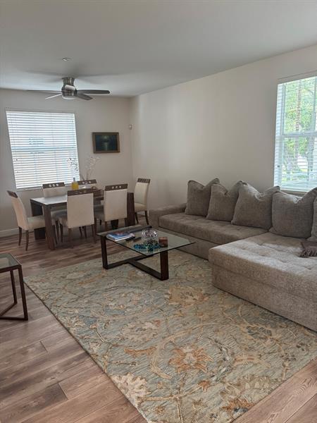 Building Photo - 1316 SW 3rd Ct