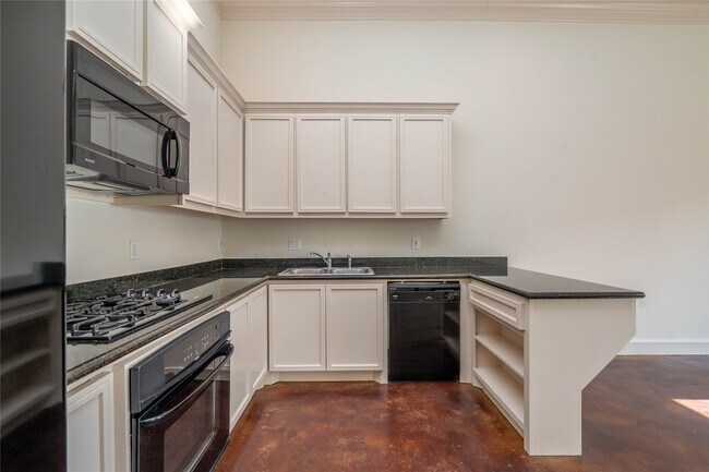 Building Photo - 5801 Winsome Ln