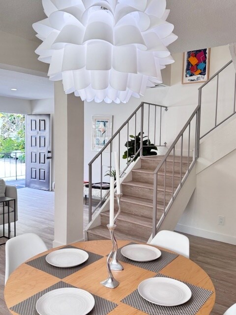 Building Photo - 4459 Ventura Canyon Ave