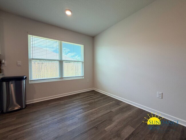 Building Photo - 5578 Silverbell Dr