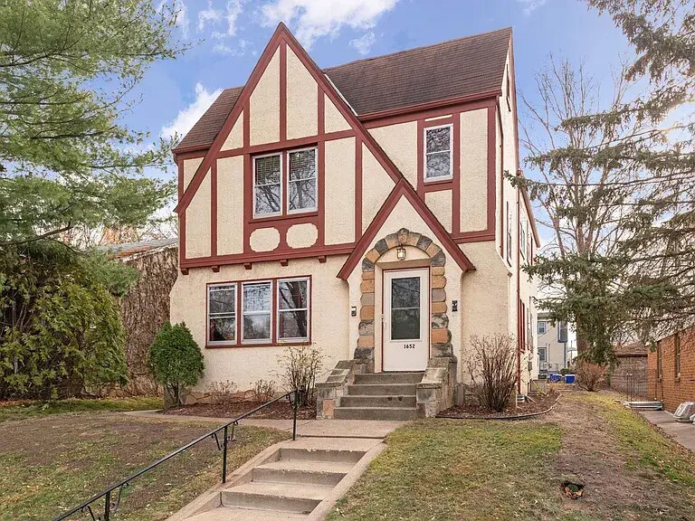 Building Photo - 1652 Randolph Ave
