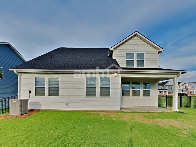 Building Photo - 147 Hazel Pk Dr