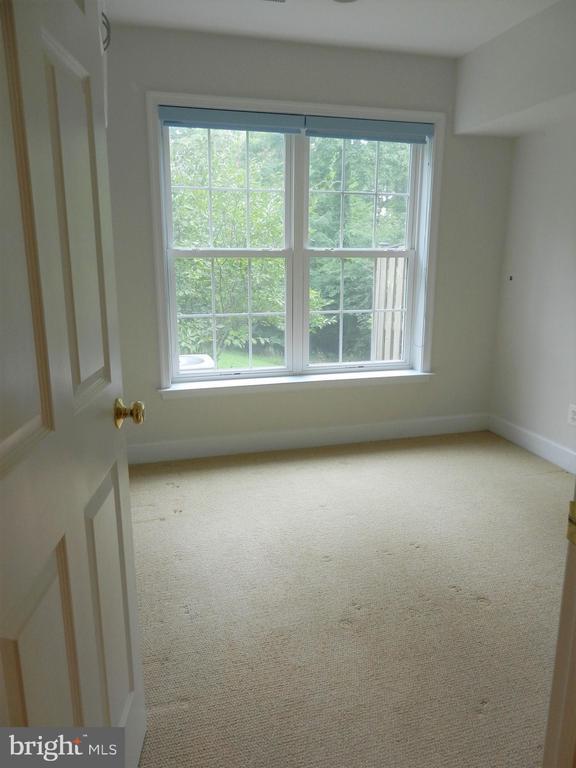 Building Photo - 13700 Maple Sugar Ln