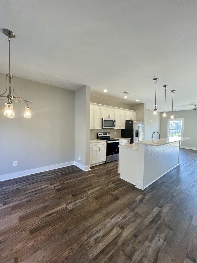 Building Photo - 39 Zentry Pl