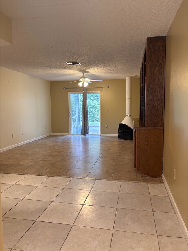 Building Photo - 8075 W Homosassa Trail