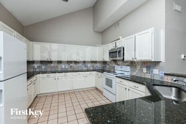 Building Photo - 4213 Amy Dr