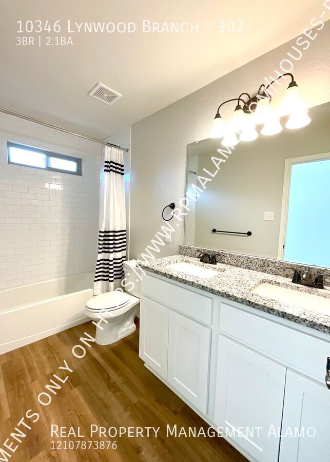 Building Photo - 10346 Lynwood Branch