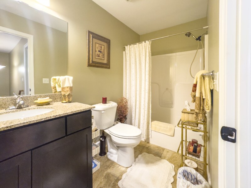 Building Photo - 117 S Beckman Dr